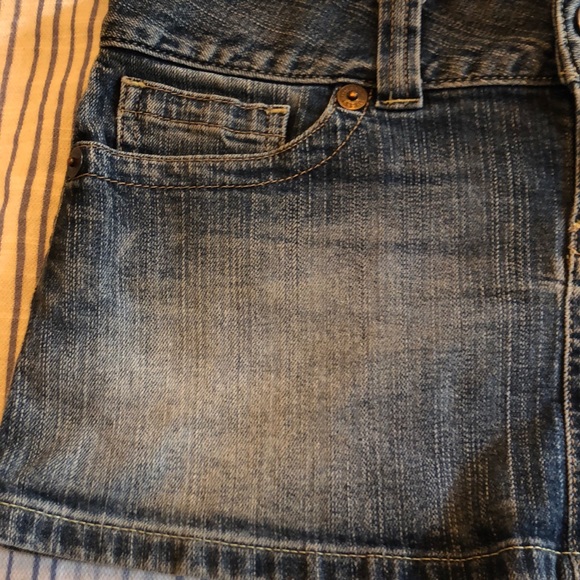 Gently Used Super Mini Skirt - Picture 3 of 8